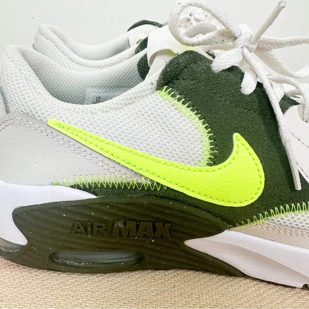 Nike Air Max Excee Sneaker